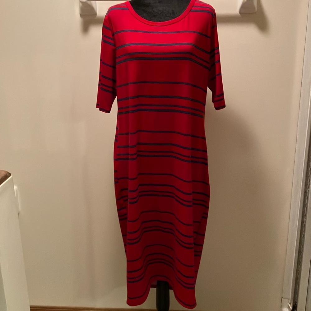 LuLaRoe Julia 2XL H45